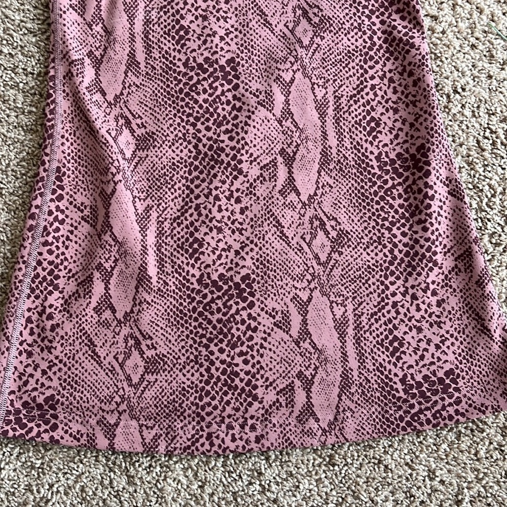 Lululemon Snakeskin Racerback Tank Small - Picture 6 of 8